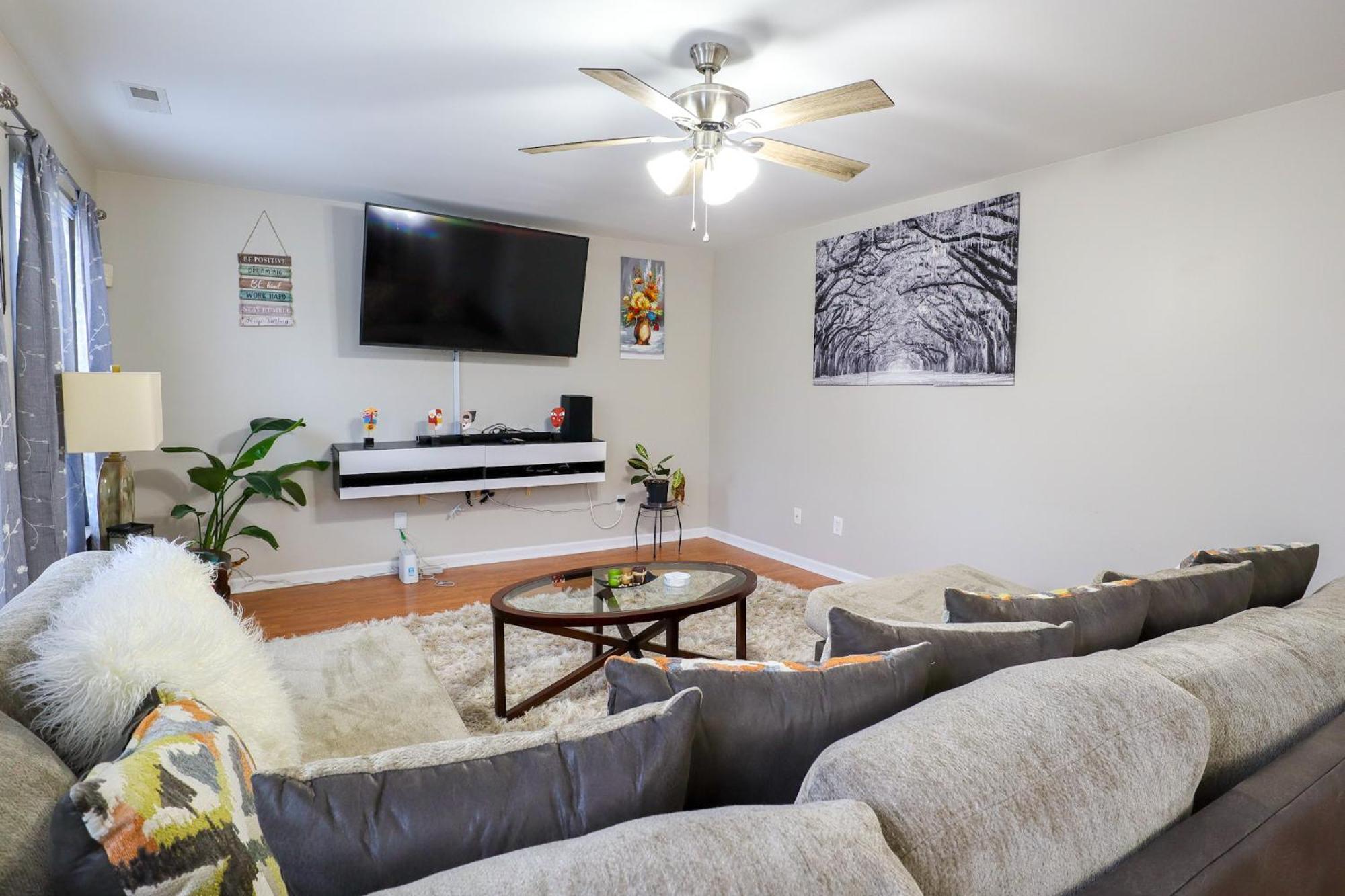 Serenade Apartment Charlotte