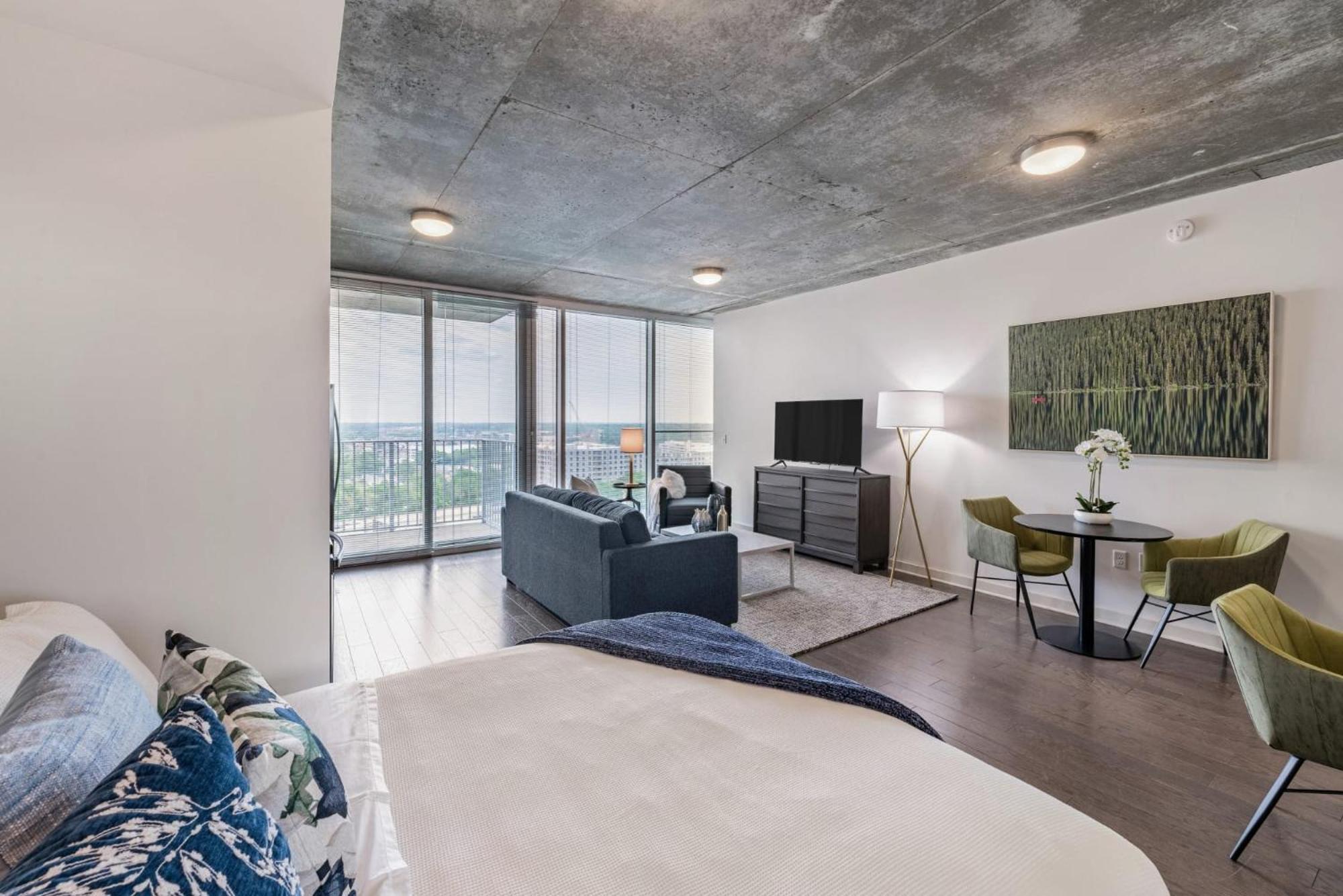 Apartment Luxurious Uptown In North Carolina *