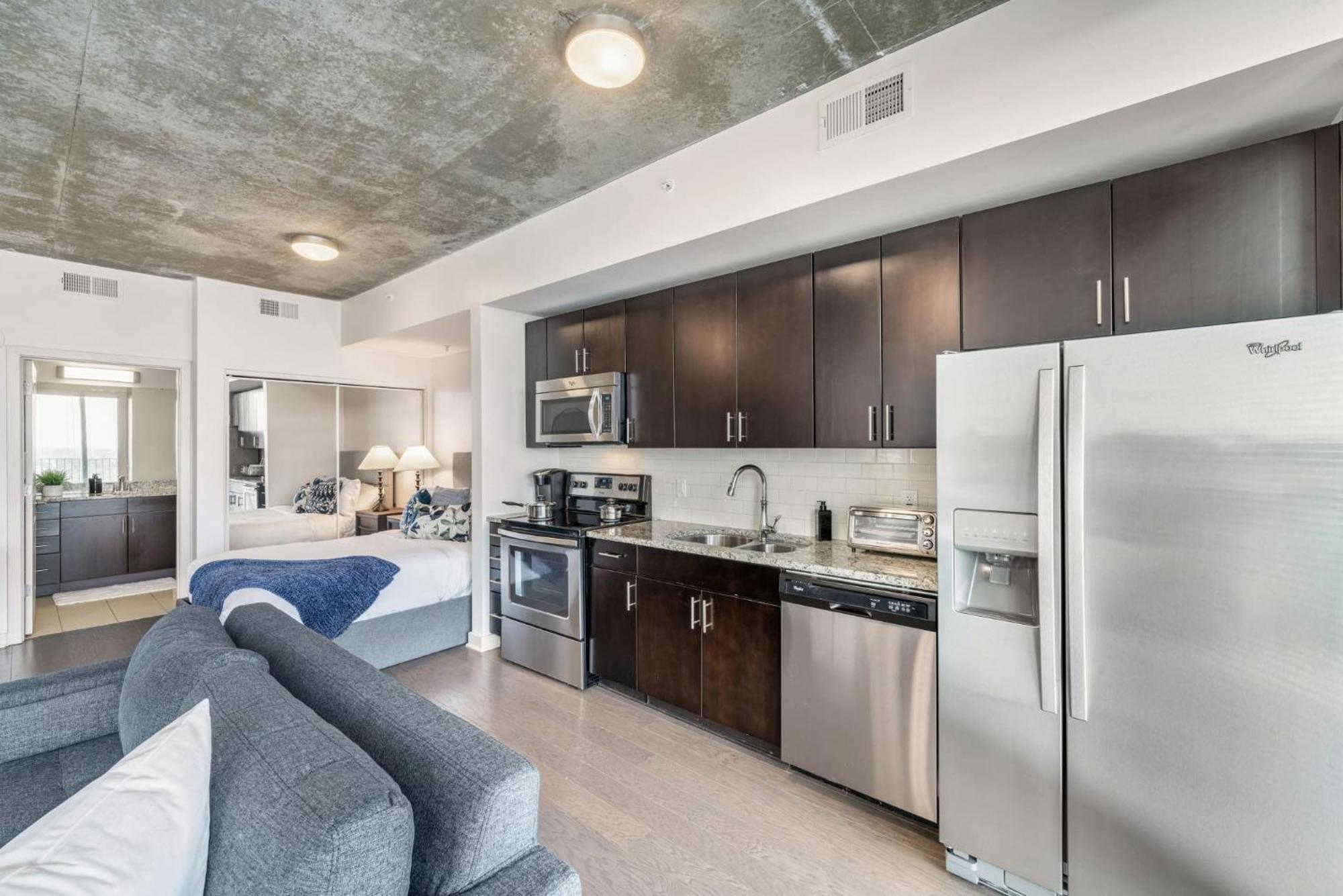 Luxurious Uptown In North Carolina *