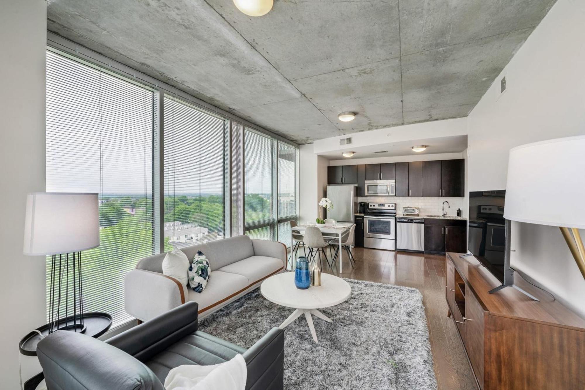 Luxurious Uptown In North Carolina Apartment Charlotte