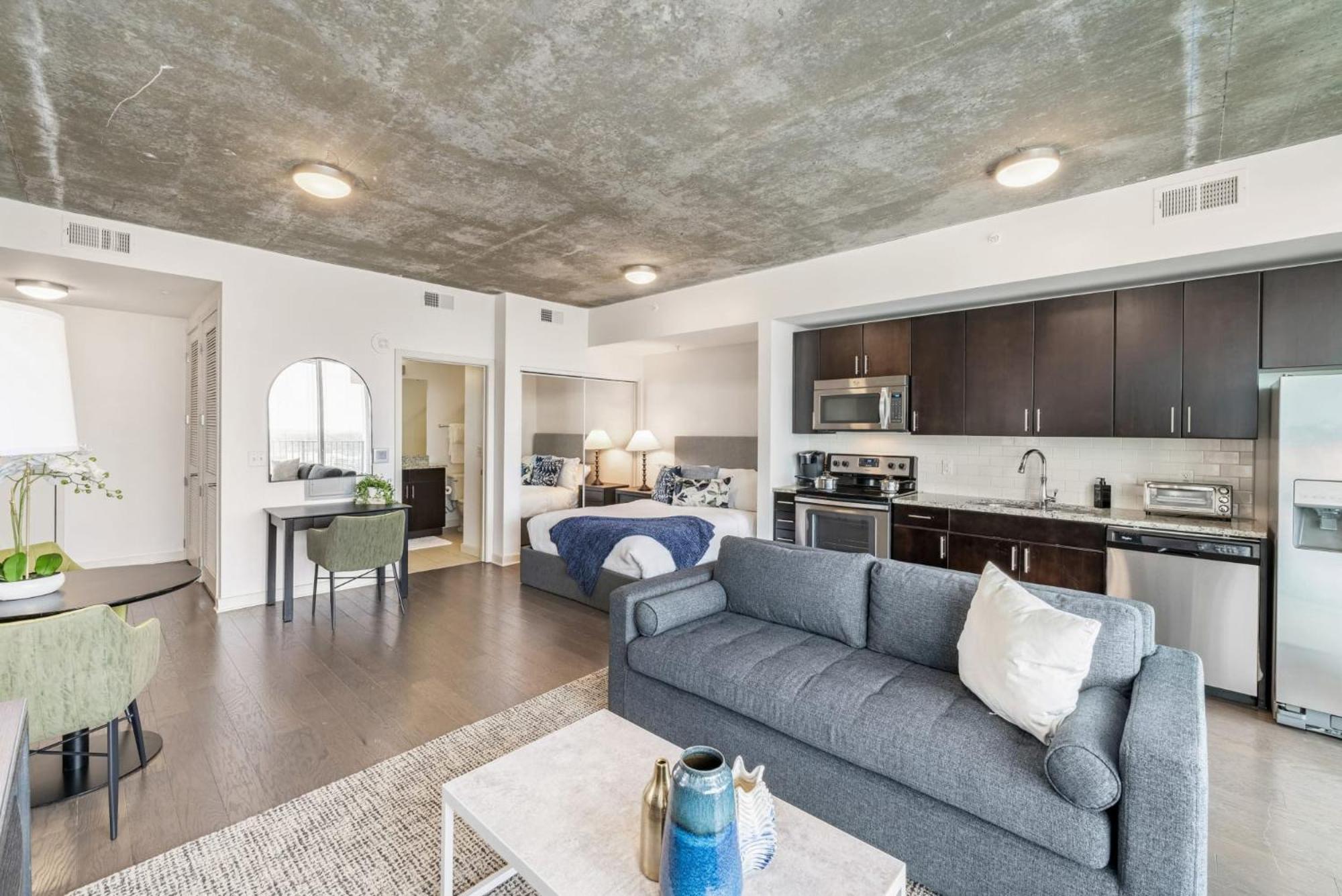 Skyhouse With Views In Uptown * Charlotte