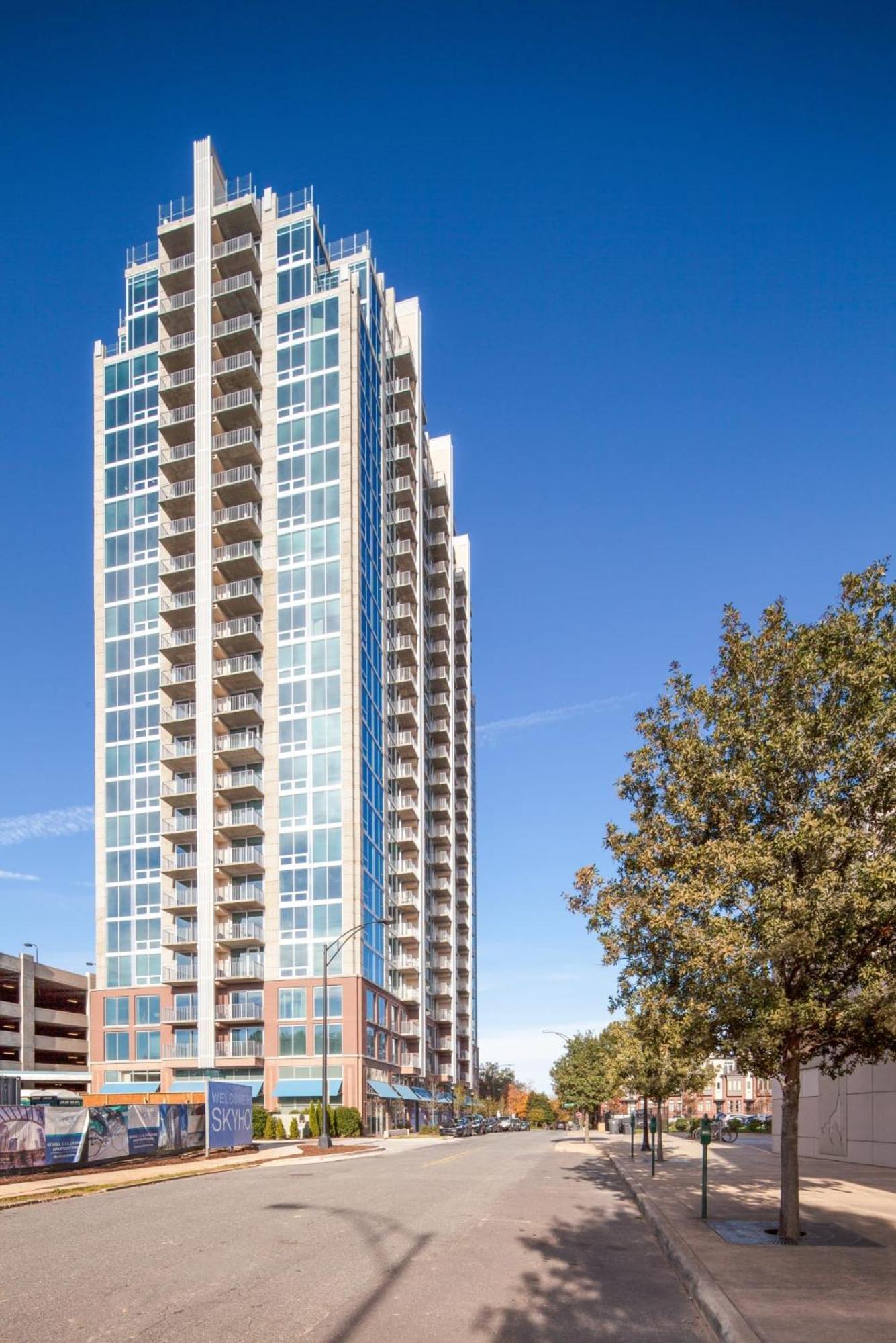 Apartment Luxurious Uptown In North Carolina *