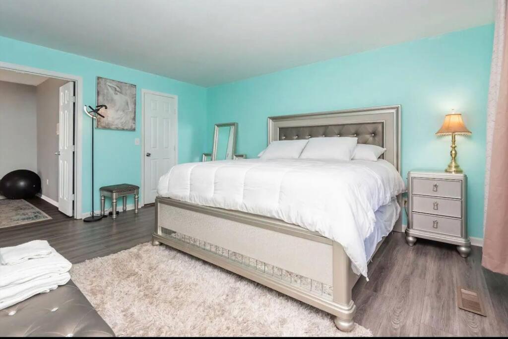 20min To International Airport! 10min To Pnc Music! Wifi Apartment Charlotte