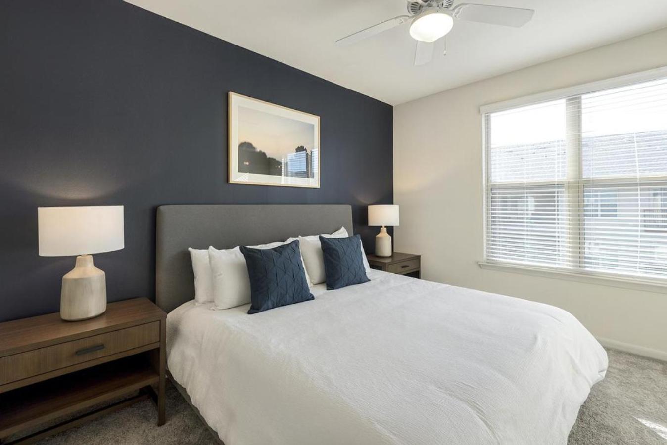 Apartment Landing At The Henry - In Northwest *