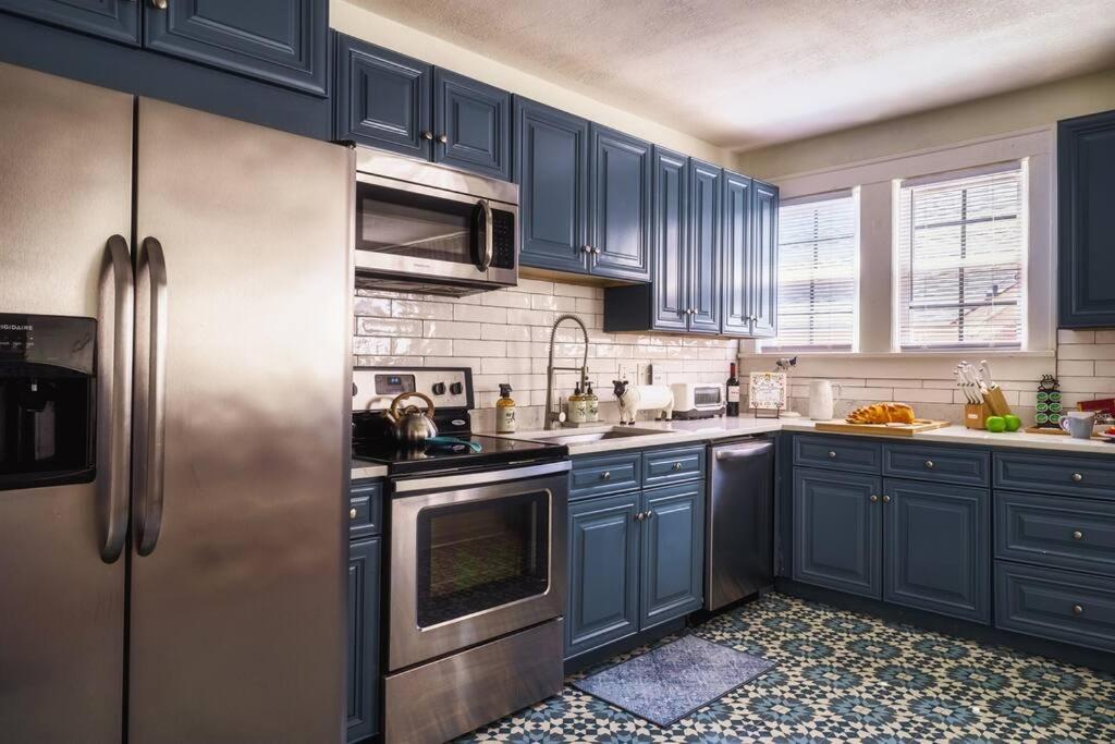 Holiday home Prime Spot! Perfect For Families! Backyard Bliss