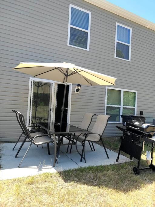 Spacious 4-bedroom House,6beds With Office Space *
