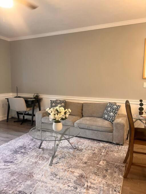 Hidden Gem Apartment