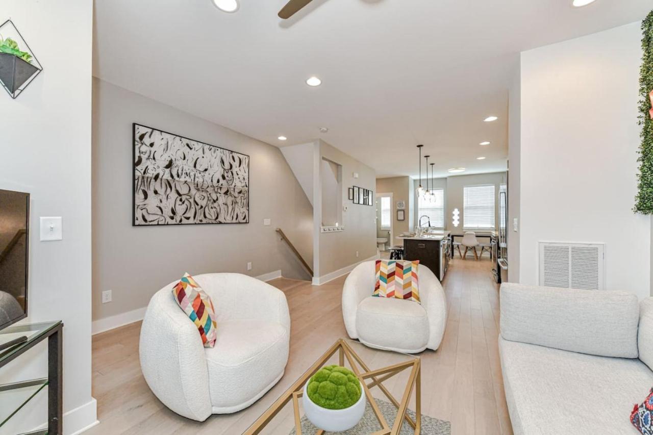 Holiday home On The Move In Plaza Midwood *