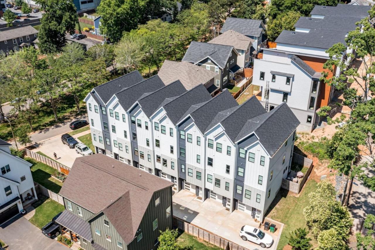 Holiday home On The Move In Plaza Midwood *