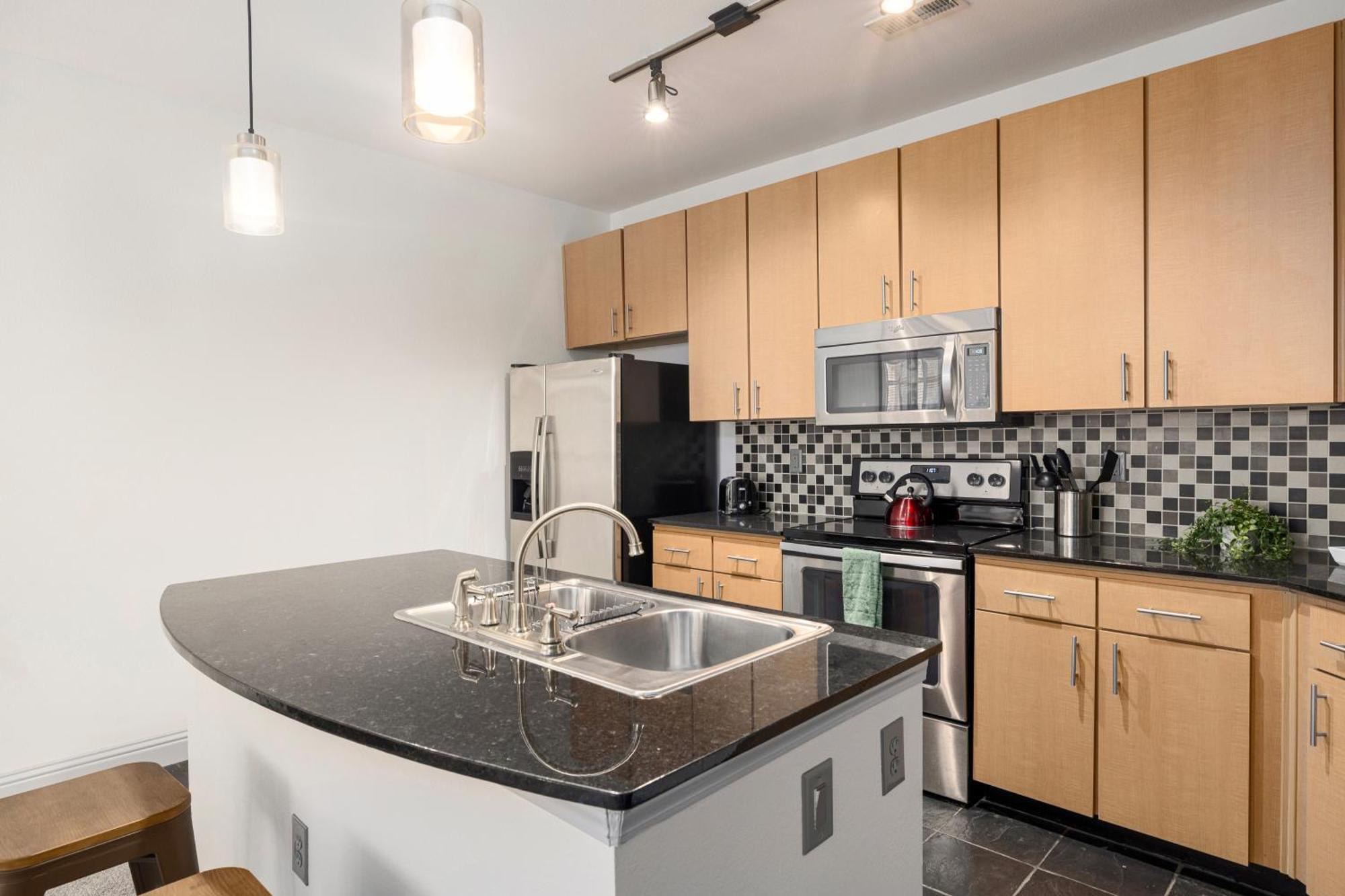 League Flats South End On South College Street Apartment