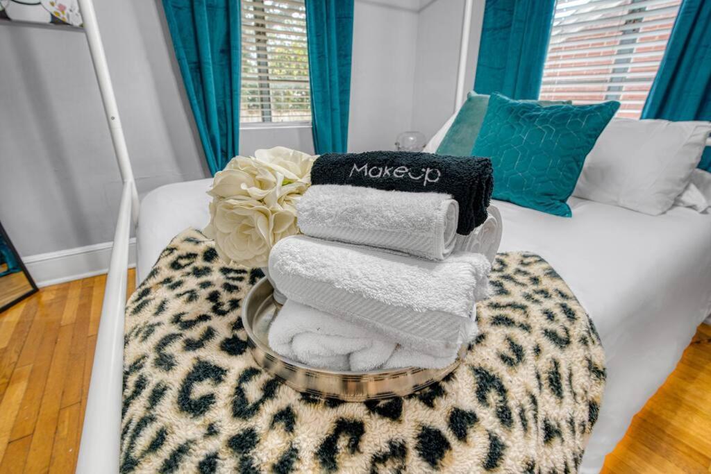 Cozy & Charming Home, Minutes To Everything! * Charlotte