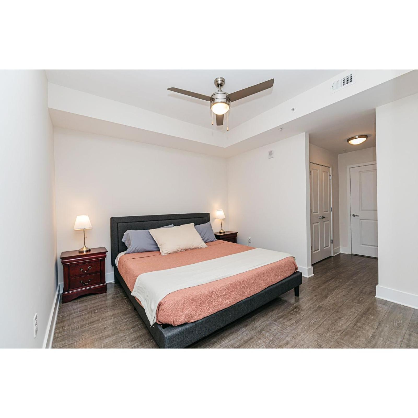 2br Uptown Furnished Apts * Charlotte