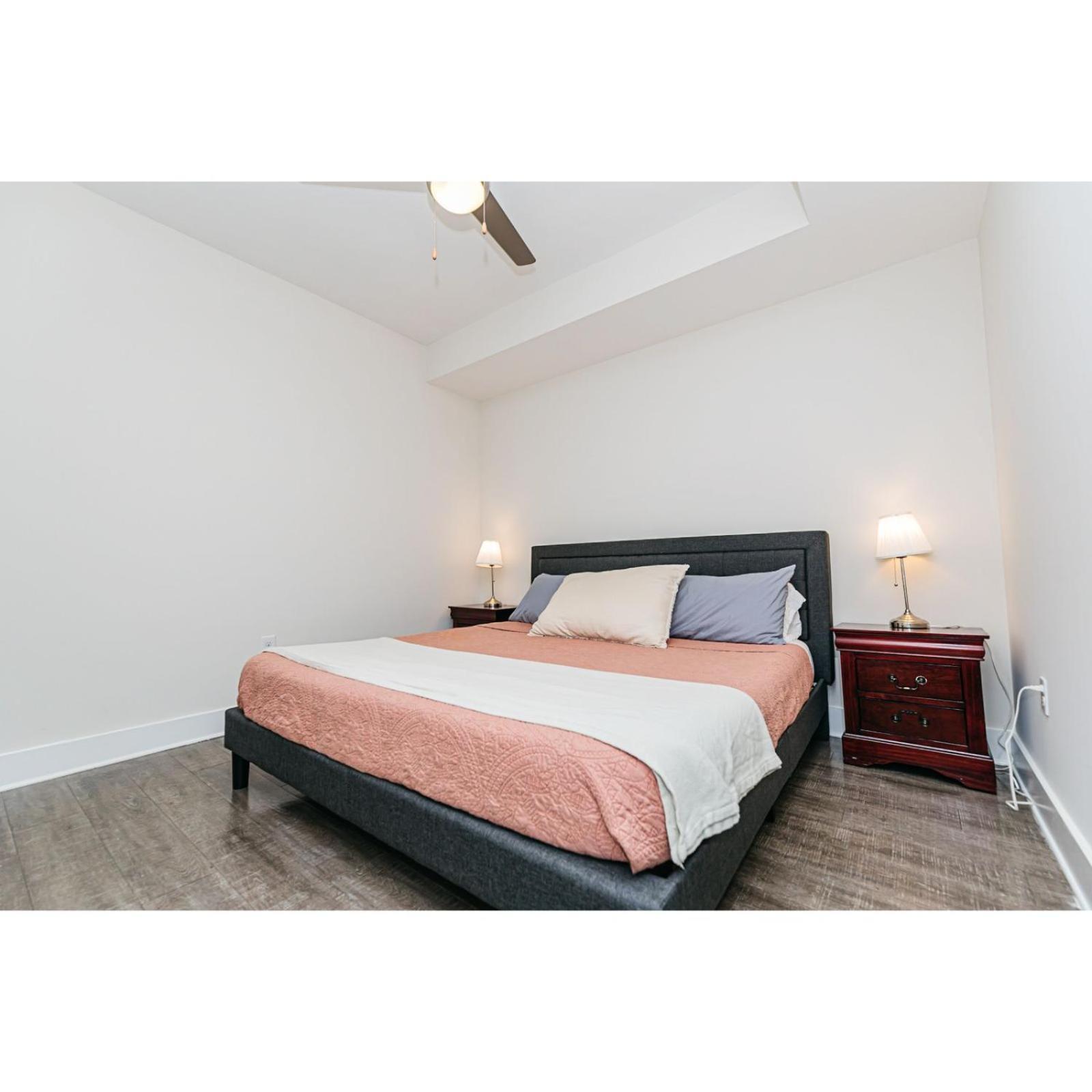 2br Uptown Furnished Apts Apartment