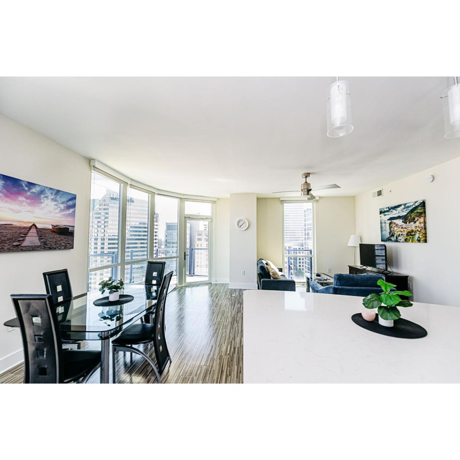 2br Uptown Furnished Apts Apartment *