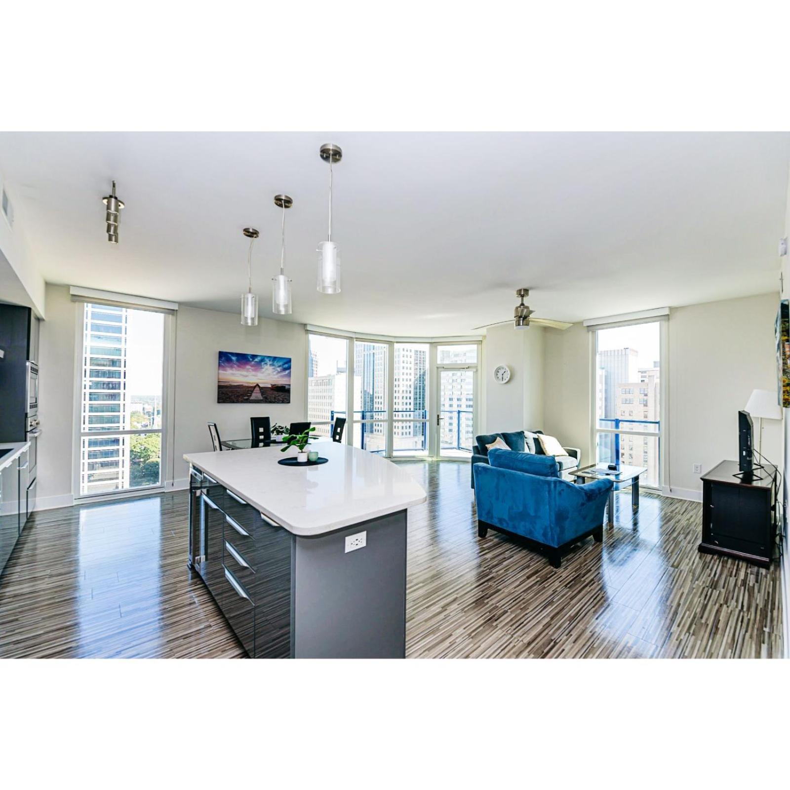 2br Uptown Furnished Apts Charlotte
