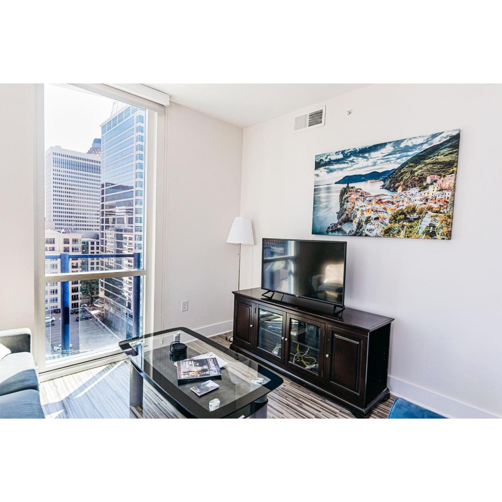 2br Uptown Furnished Apts * Charlotte