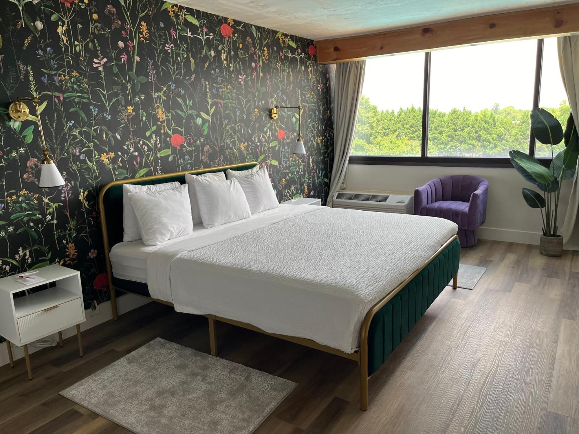 Hotel Ramada Plaza By Wyndham South End Airport Charlotte