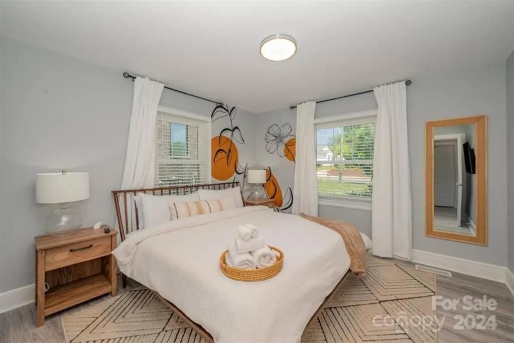 Modern Place In A Perfect Spot Holiday home *