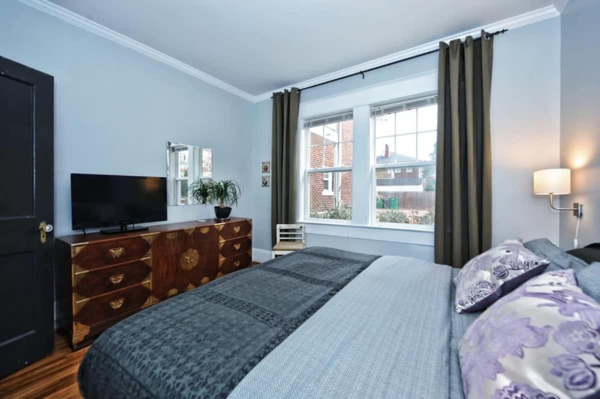 Chic 1 Bedroom Units Near Dilworth Holiday home Charlotte