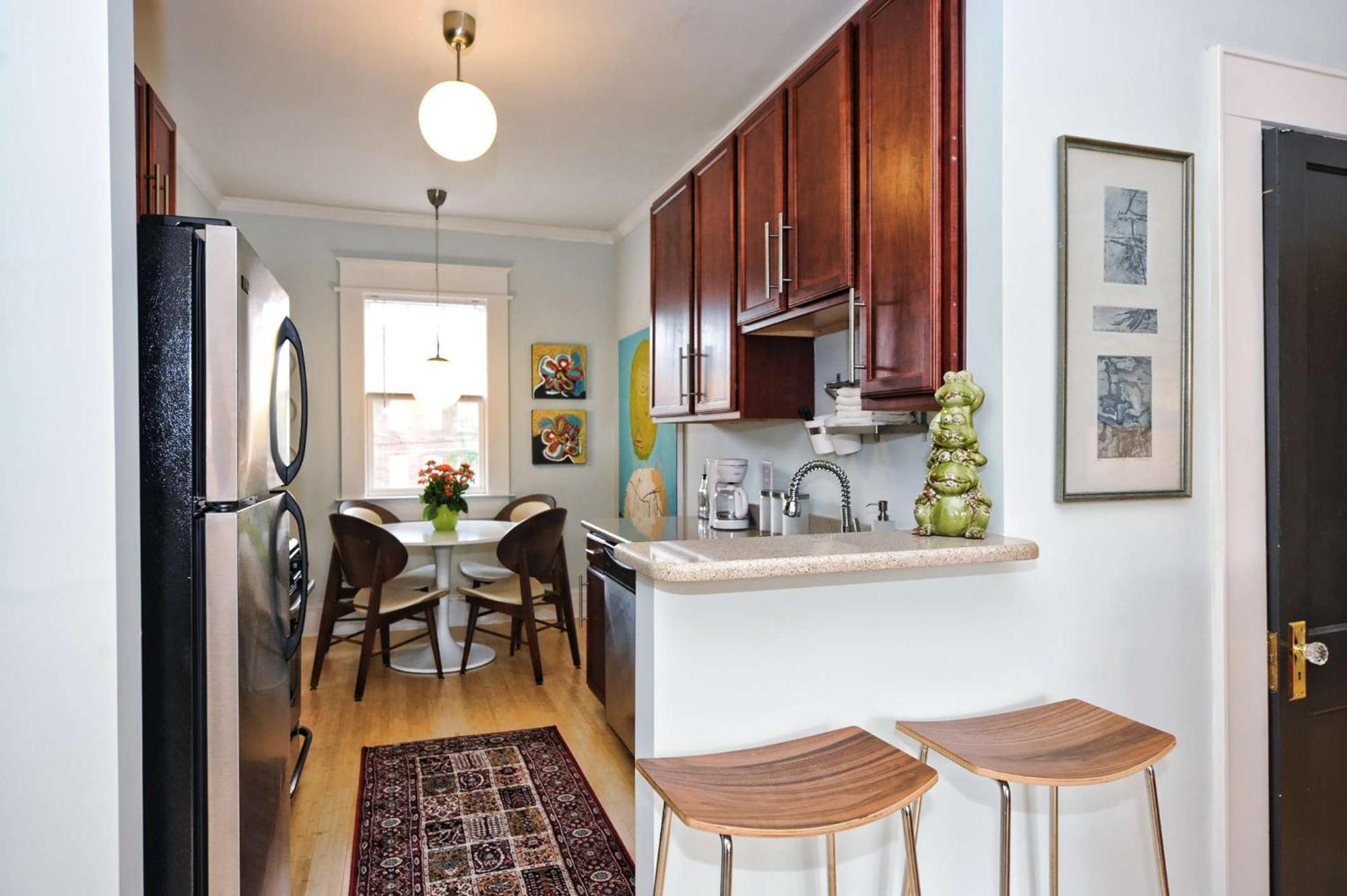 Chic 1 Bedroom Units Near Dilworth Holiday home *