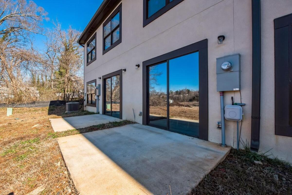 Holiday home Pet Friendly 3br House In Charlotte