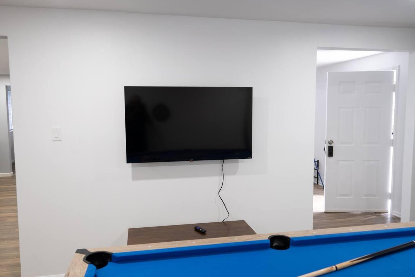 Holiday home 5bed Homesleeps16wifipooltablekingbed