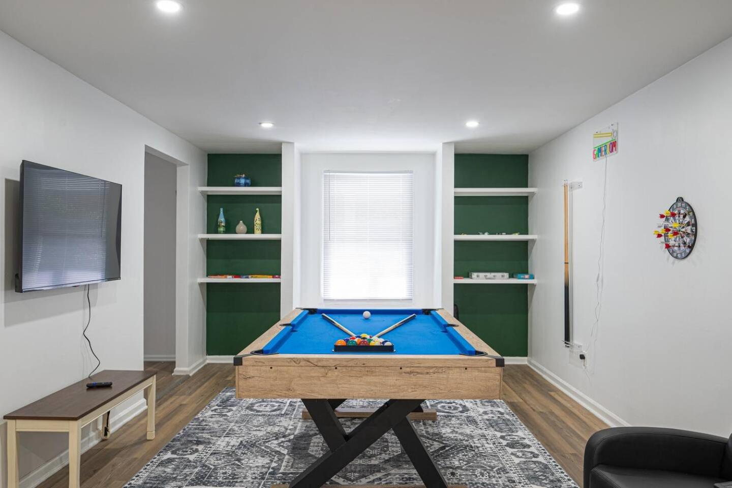 Holiday home 5bed Homesleeps16wifipooltablekingbed *