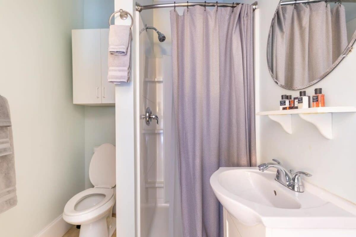 Holiday home Lovely 2br Near Uptown
