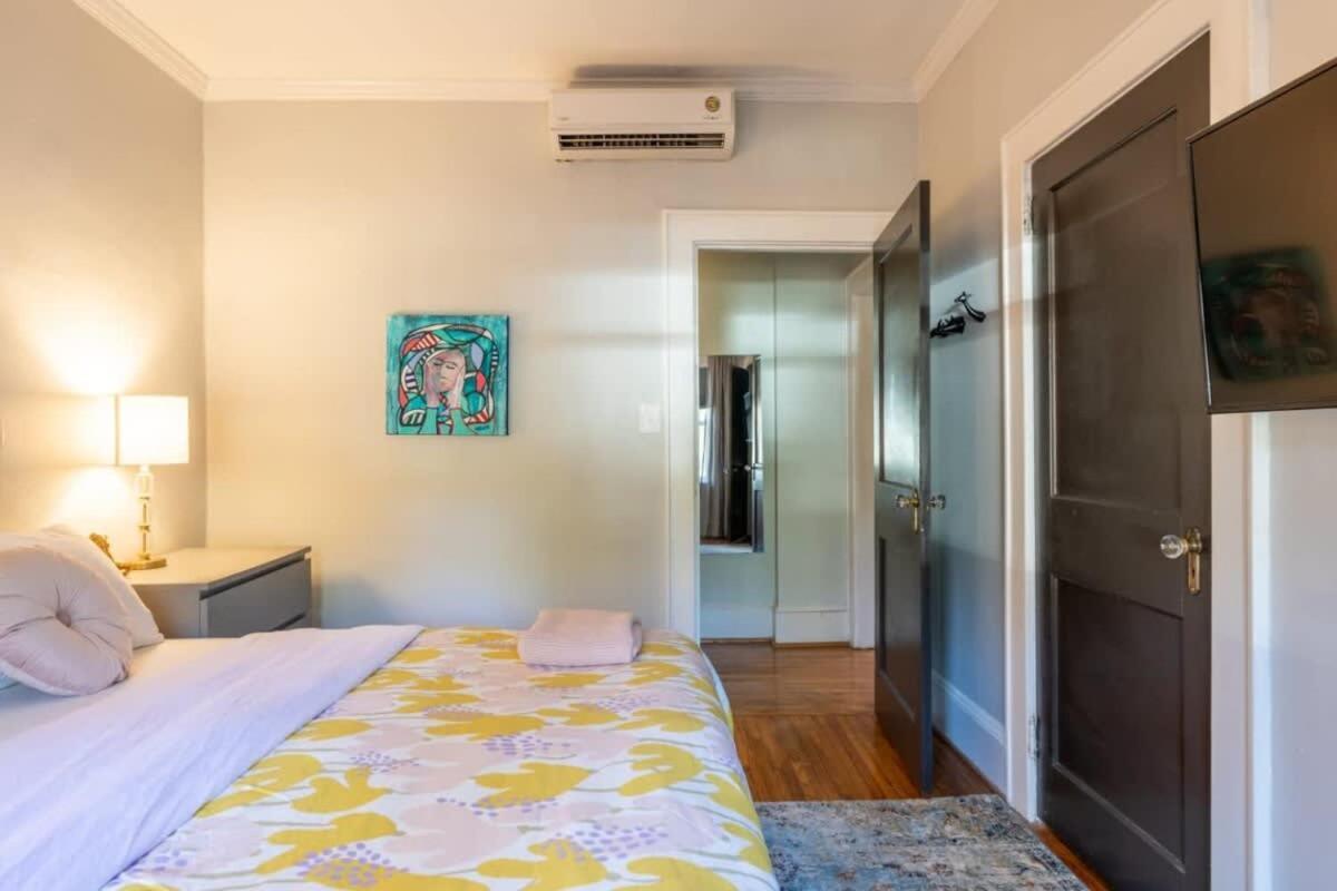 Lovely 2br Near Uptown *