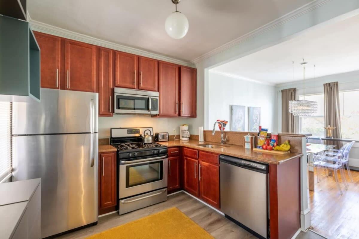 Lovely 2br Near Uptown