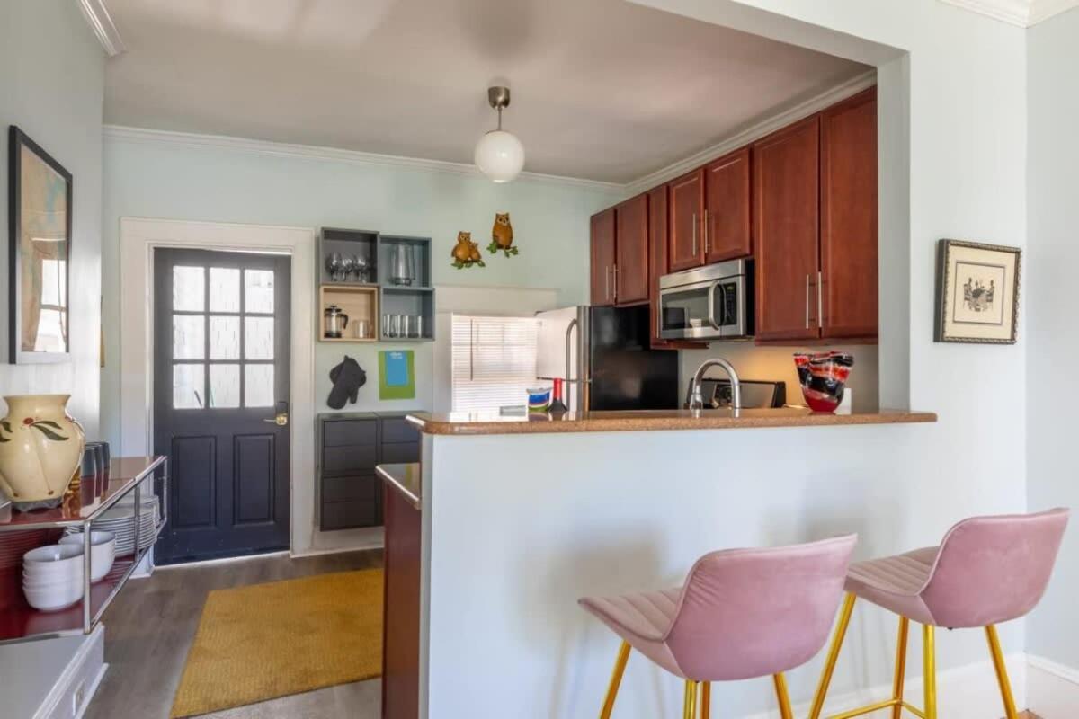 Lovely 2br Near Uptown *