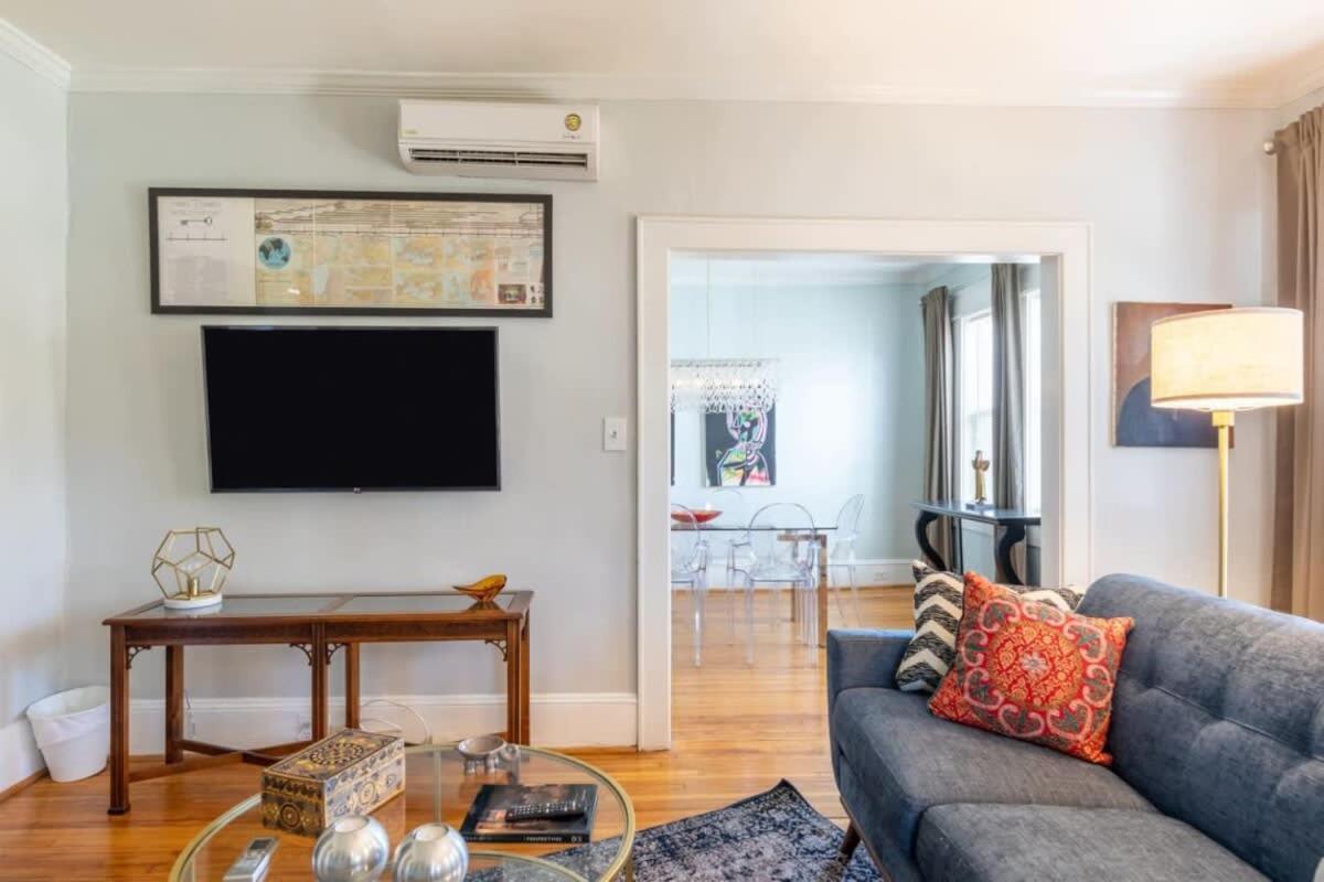 Lovely 2br Near Uptown * Charlotte