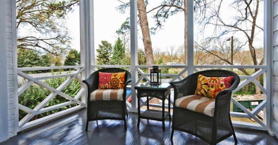 Holiday home Beautifully Furnished Modern 2br With Balcony *