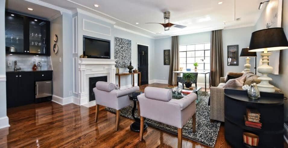 Beautifully Furnished Modern 2br With Balcony