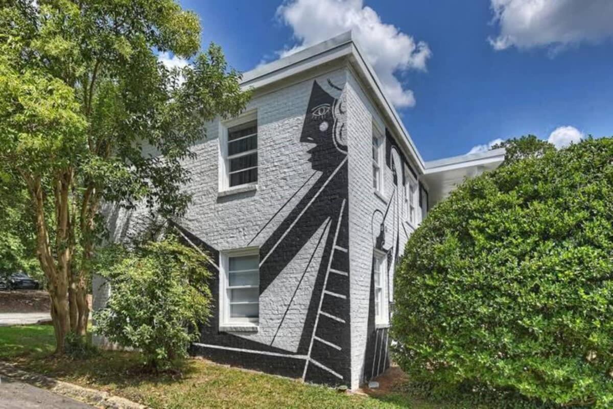 Spacious With Easy Access To Uptown * Charlotte