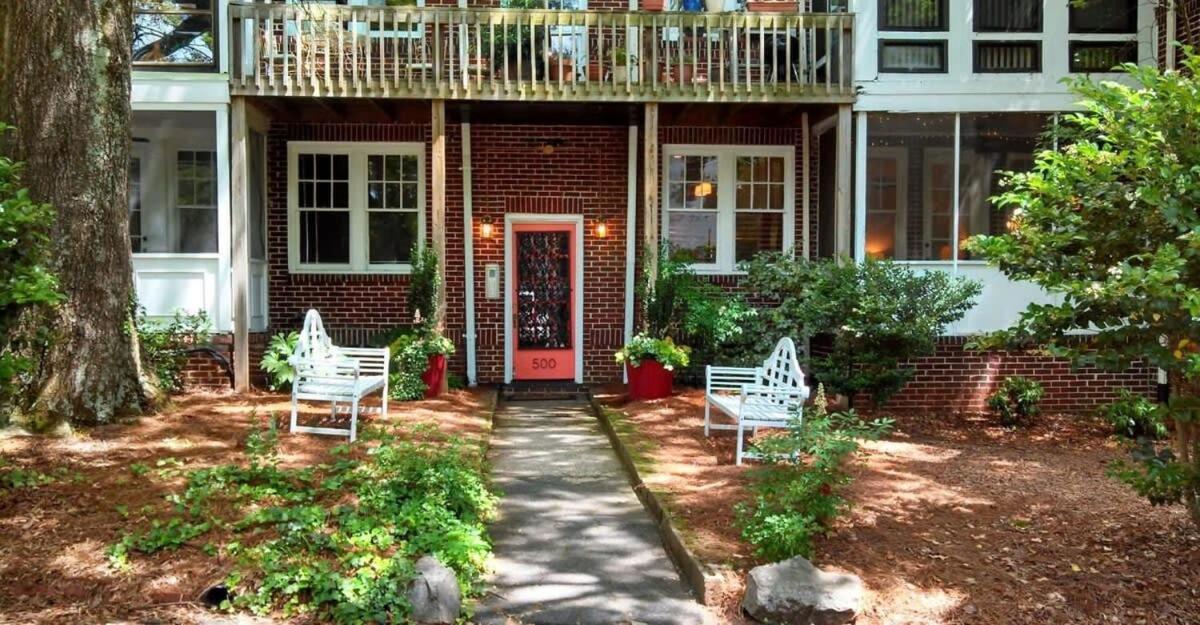 Stylish Myers Park 2 Bedroom With Screened Porch Holiday home