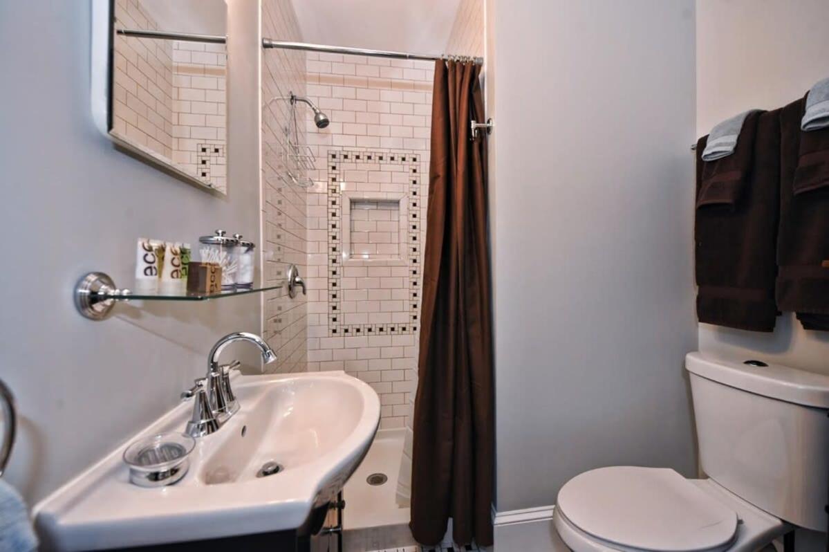 Holiday home Stylish Myers Park 2 Bedroom With Screened Porch