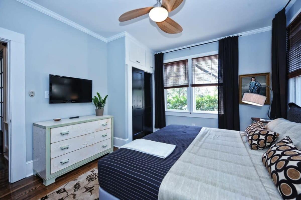 Stylish Myers Park 2 Bedroom With Screened Porch Charlotte