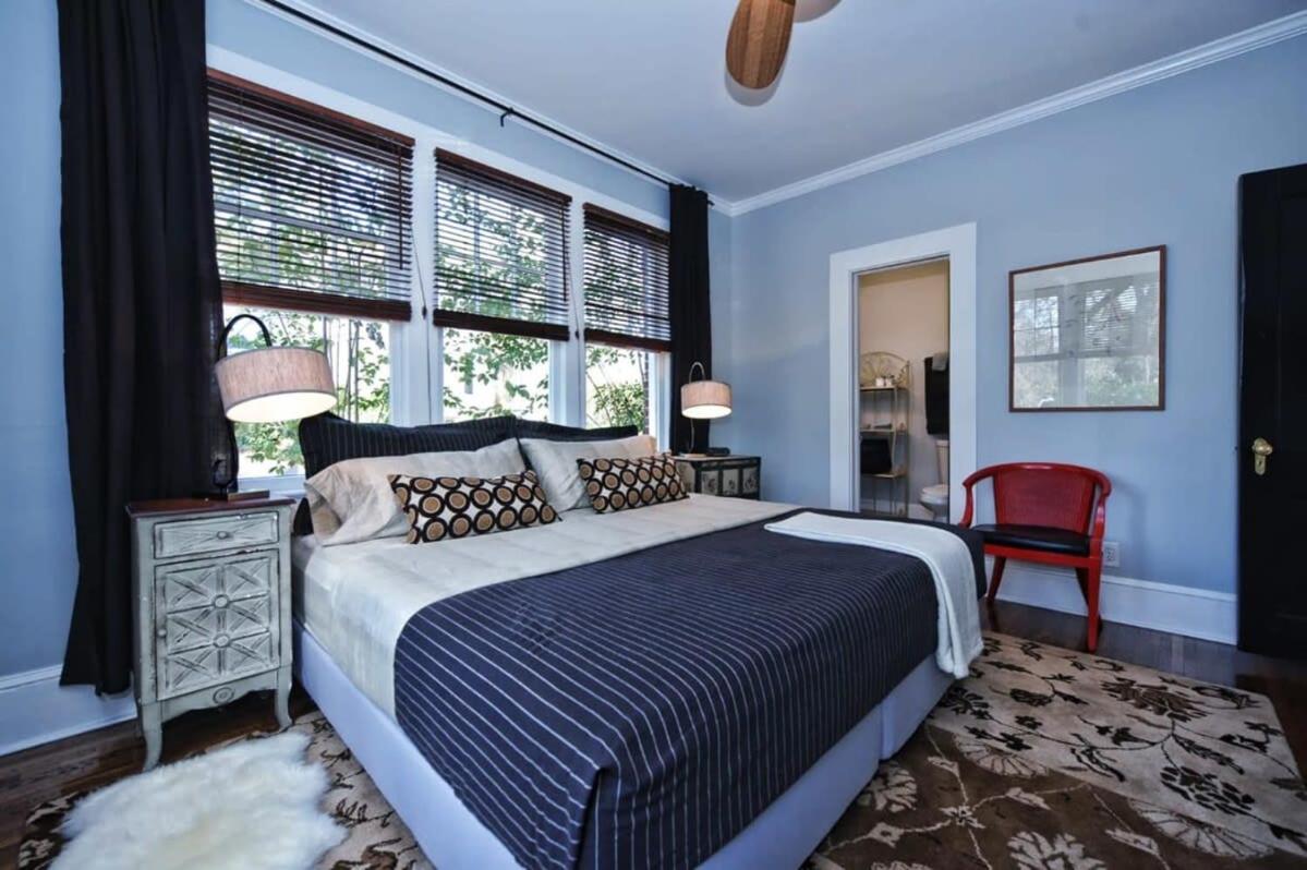 Stylish Myers Park 2 Bedroom With Screened Porch Charlotte