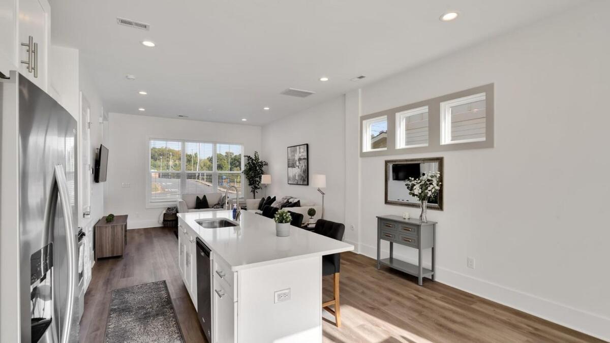 Holiday home Stylish Two Story Close To South End And Uptown