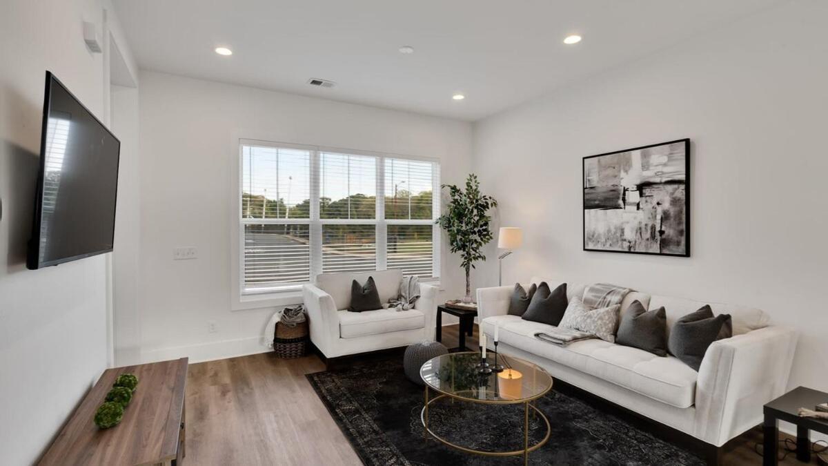 Stylish Two Story Close To South End And Uptown * Charlotte