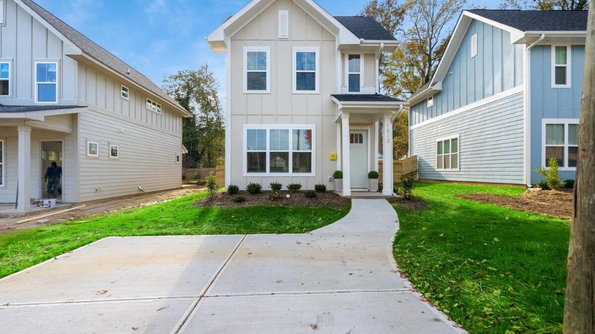 Holiday home Stylish Two Story Close To South End And Uptown