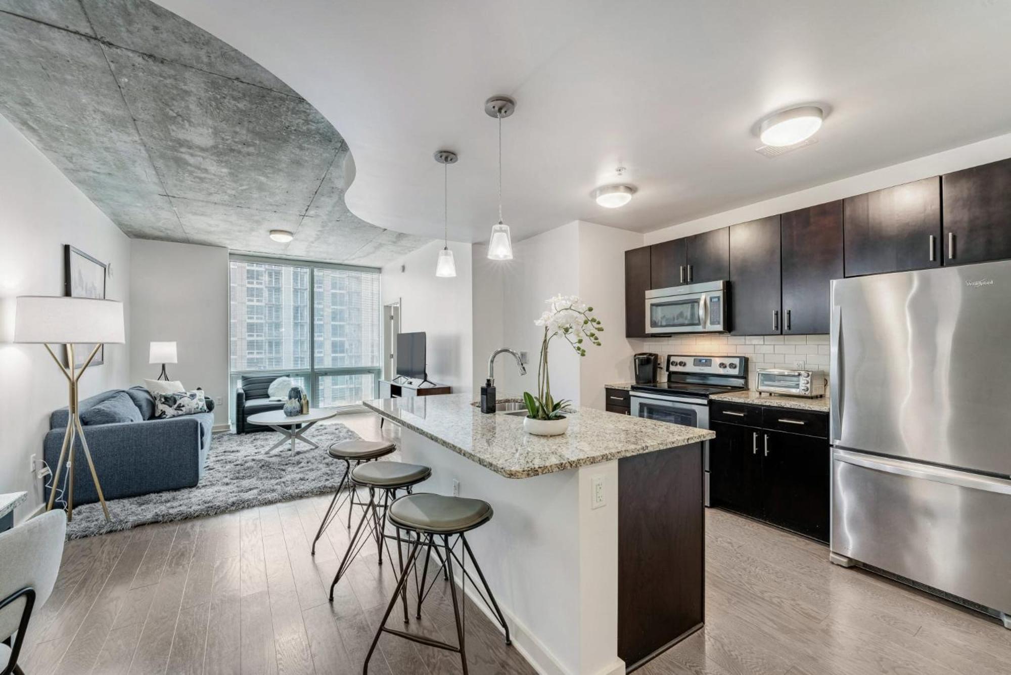 Luxurious Uptown In North Carolina Charlotte