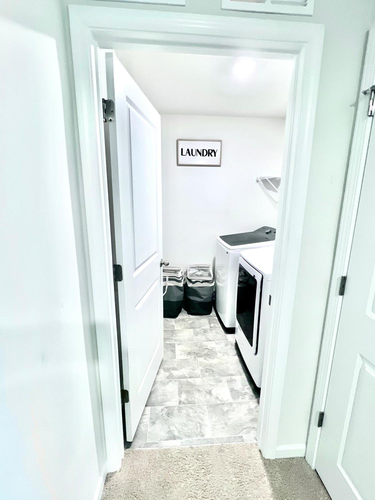 Spacious 4-bedroom House,6beds With Office Space Holiday home *