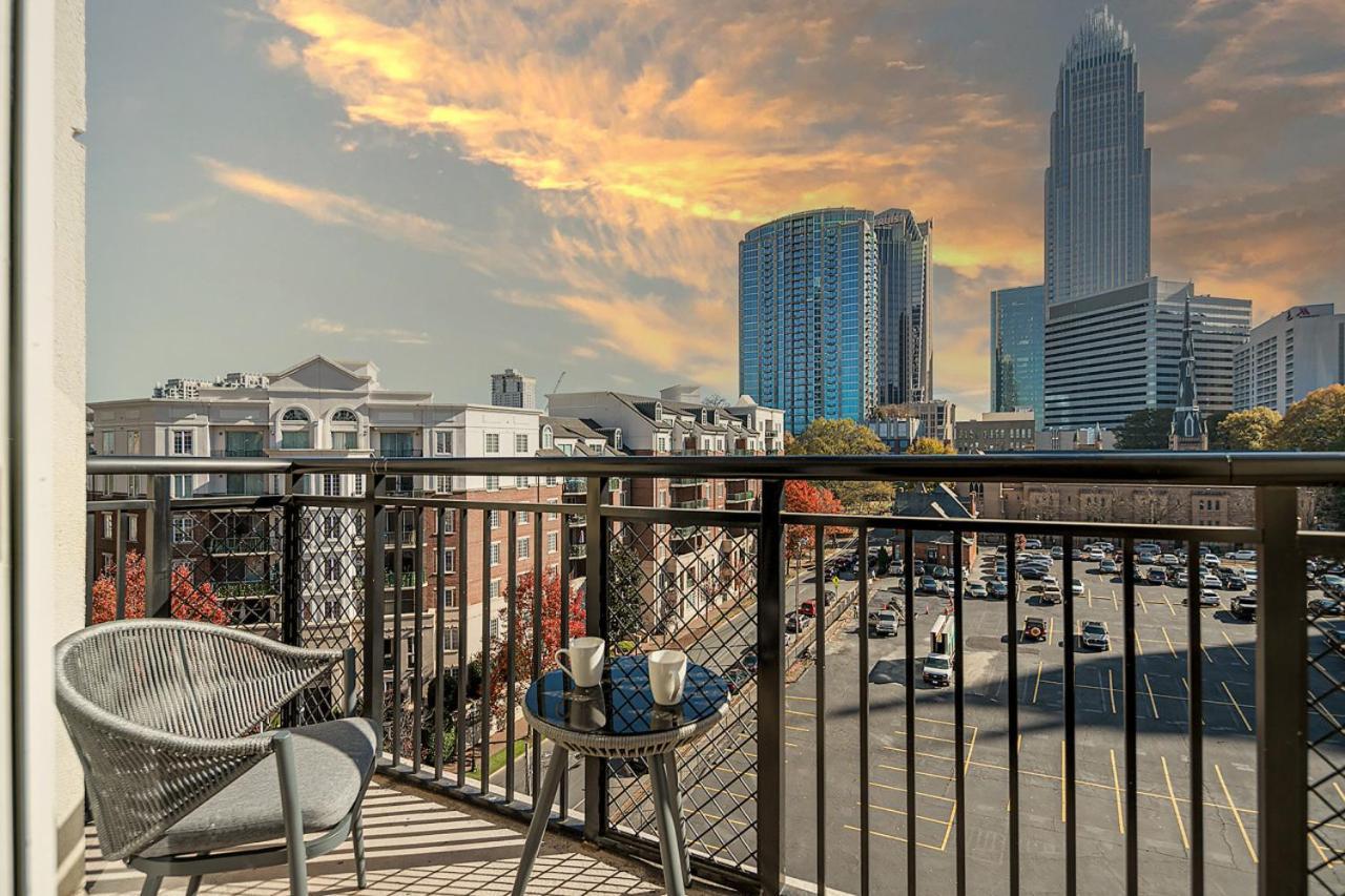 Carolina Blue - Stunning Views, Free Parking And Wifi Apartment Charlotte