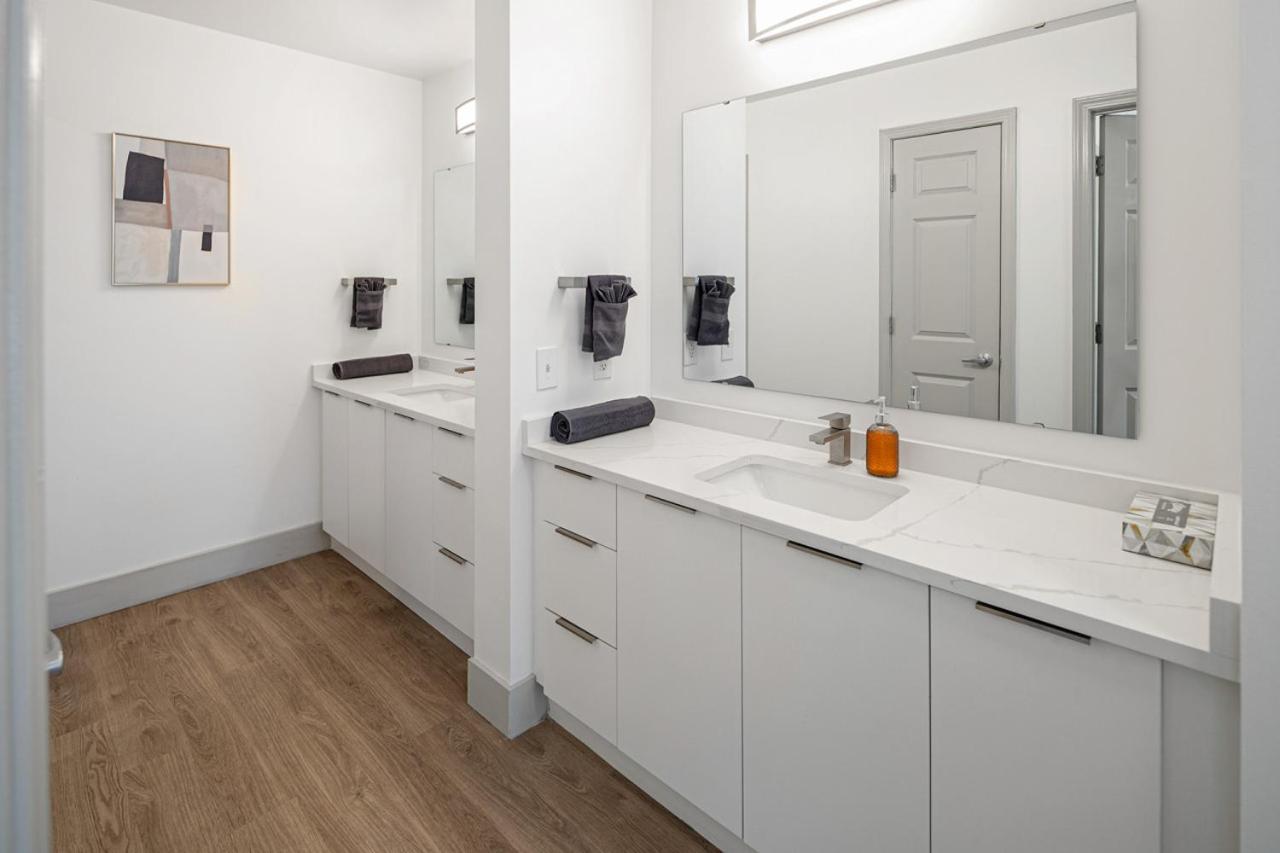Carolina Blue - Stunning Views, Free Parking And Wifi *