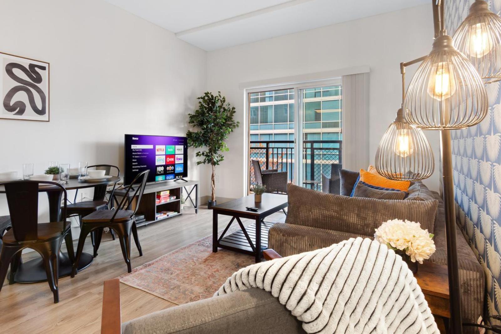 Apartment The Panther - Luxury 3br - Free Parking - Views - Stadium - Gym Charlotte