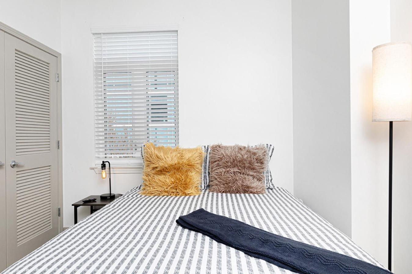 The Panther - Luxury 3br - Free Parking - Views - Stadium - Gym Apartment