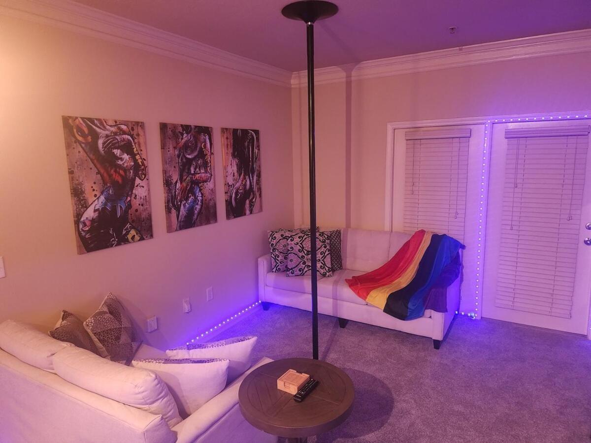 Apartment Two Couple Up - Adults Only! Instant Let's Play *