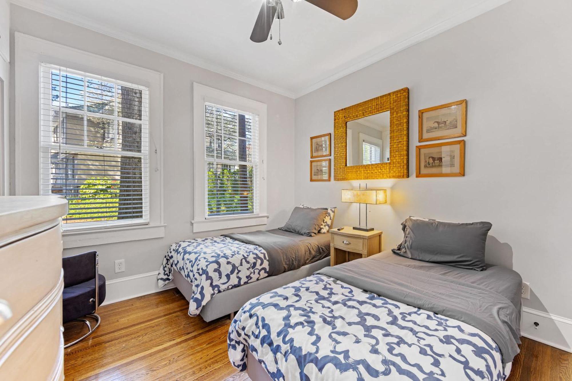 Holiday home Stylish Myers Park 2 Bedroom With Screened Porch